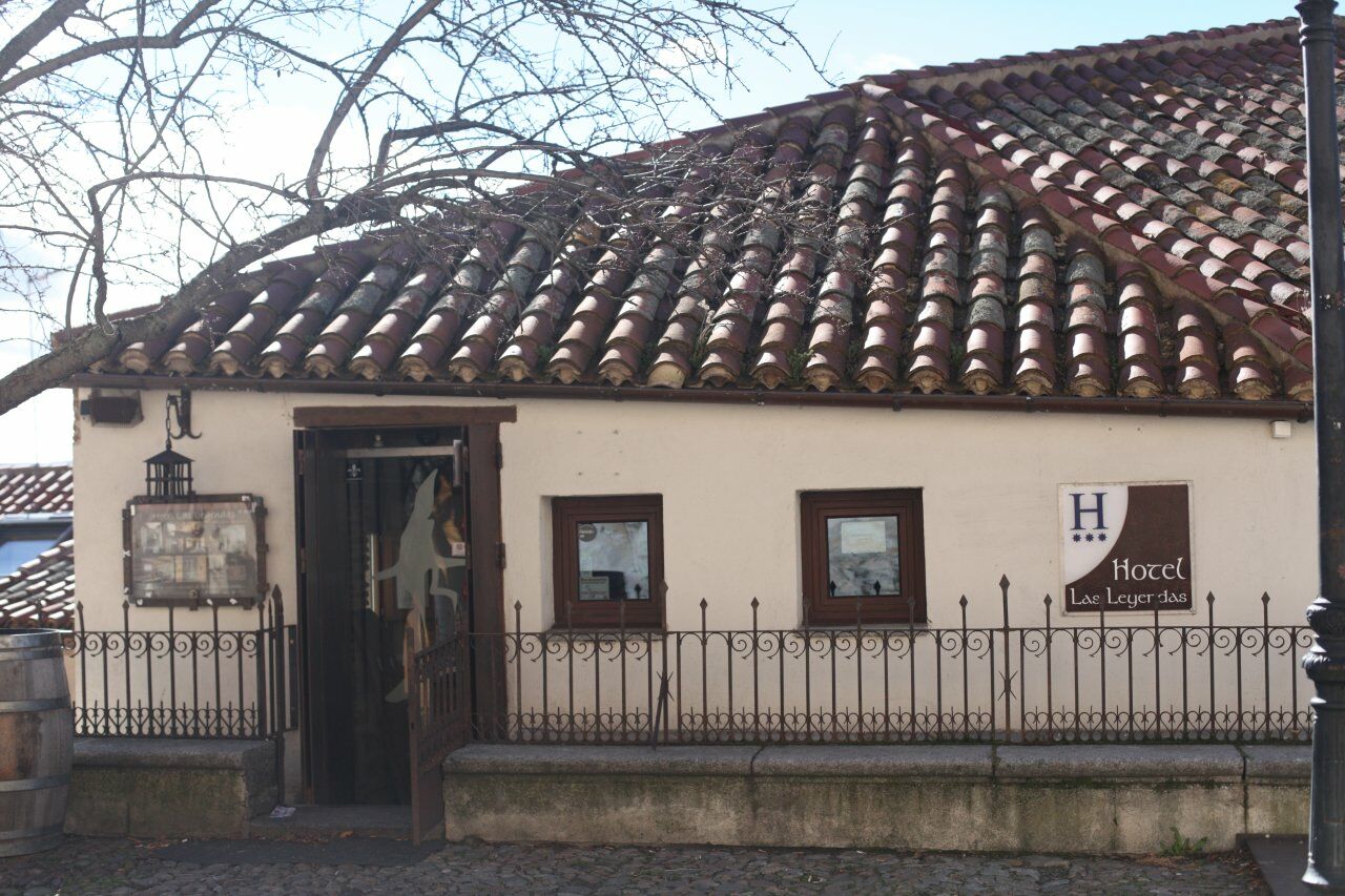 Hotel Las Leyendas Avila Exterior photo